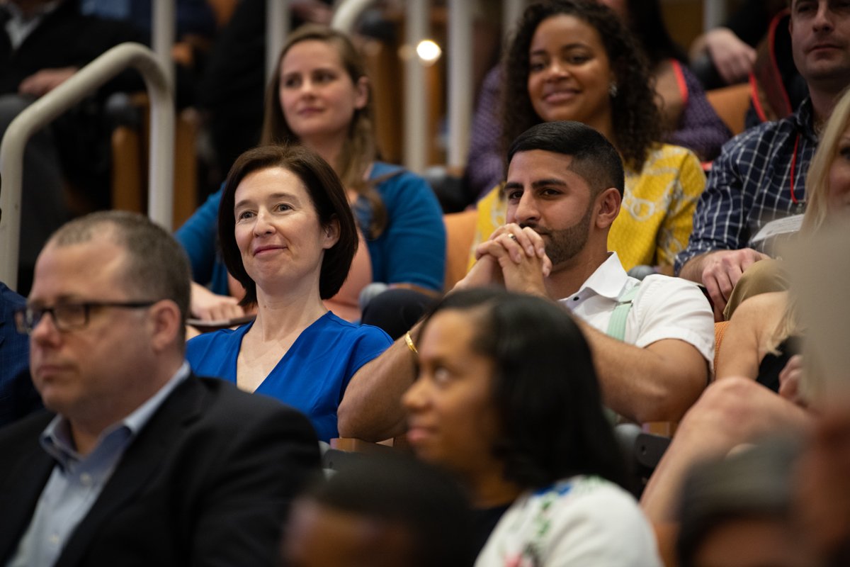 Brown_SPS's tweet photo. Congratulations Executive Master of Healthcare Leadership Class of 2019! #Brown2019 #BrownExec #BrownEMHL https://t.co/cjZ3gO2qcA