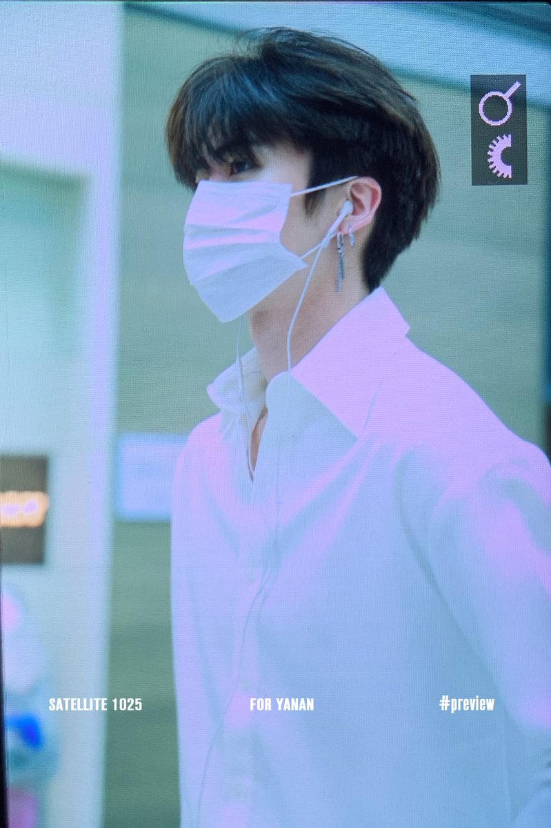 19961025net's tweet photo. 190525 ICN

#펜타곤 #옌안 #PENTAGON #YANAN https://t.co/rTN3jNb9HD