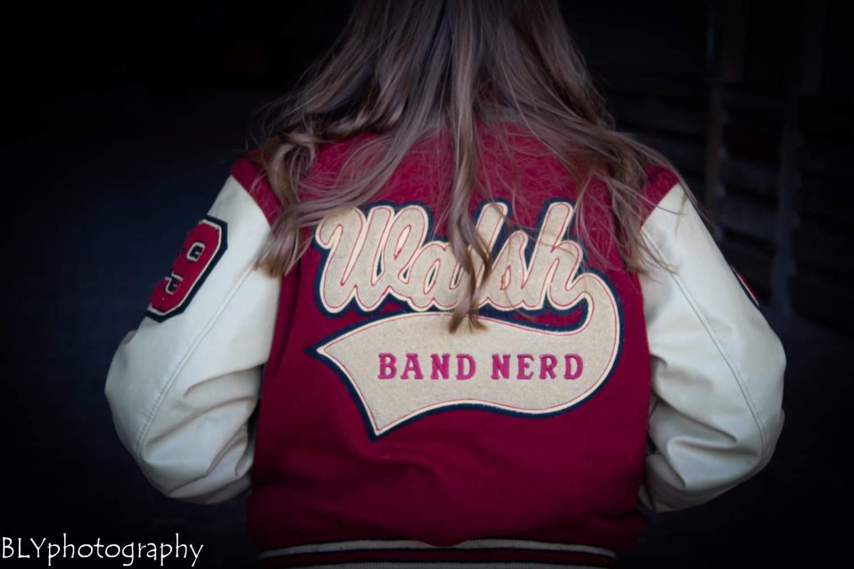 bandkidreagan's tweet photo. #SeniorFriday #IHaveNoPatience #BandNerd #uta23 https://t.co/PqyeLvo0EN