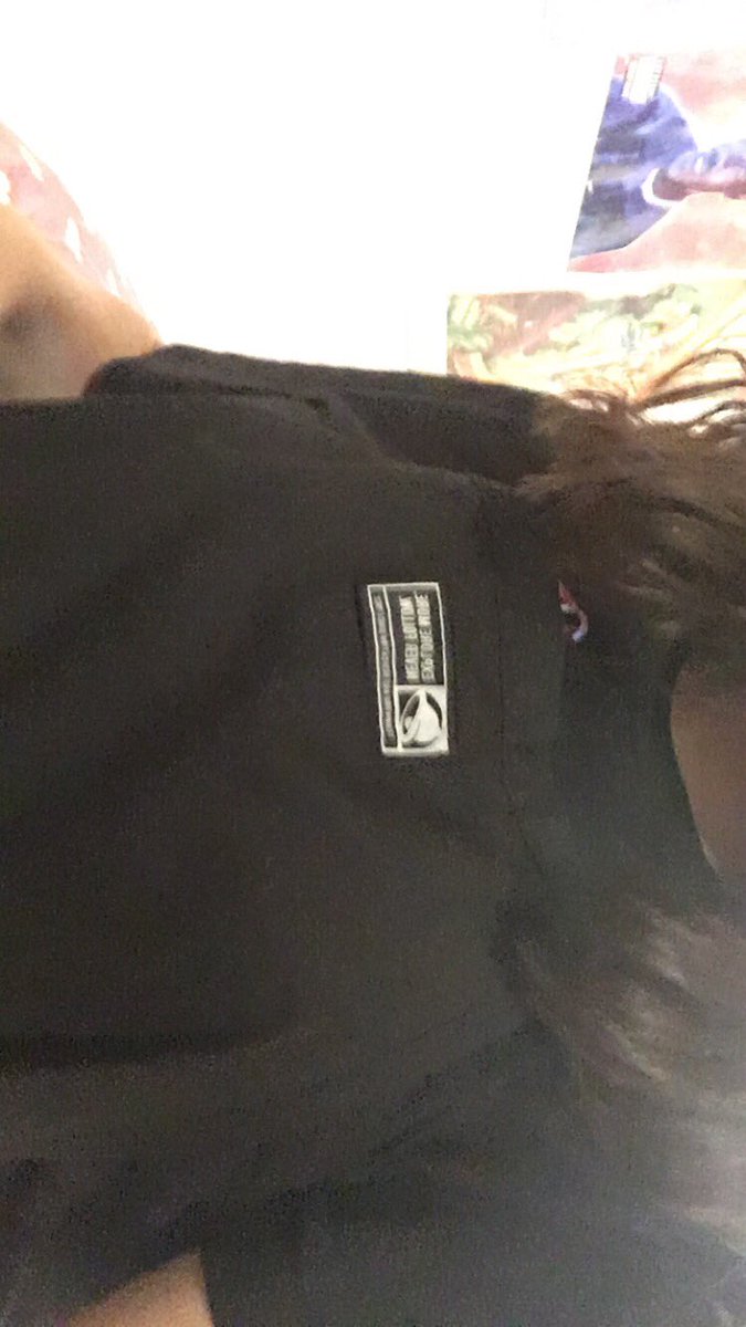 v8ness888's tweet photo. ugh not ready for this late night shift again! π #stillgettingthisbread!! #tacobell https://t.co/4r3VvT3Tdw