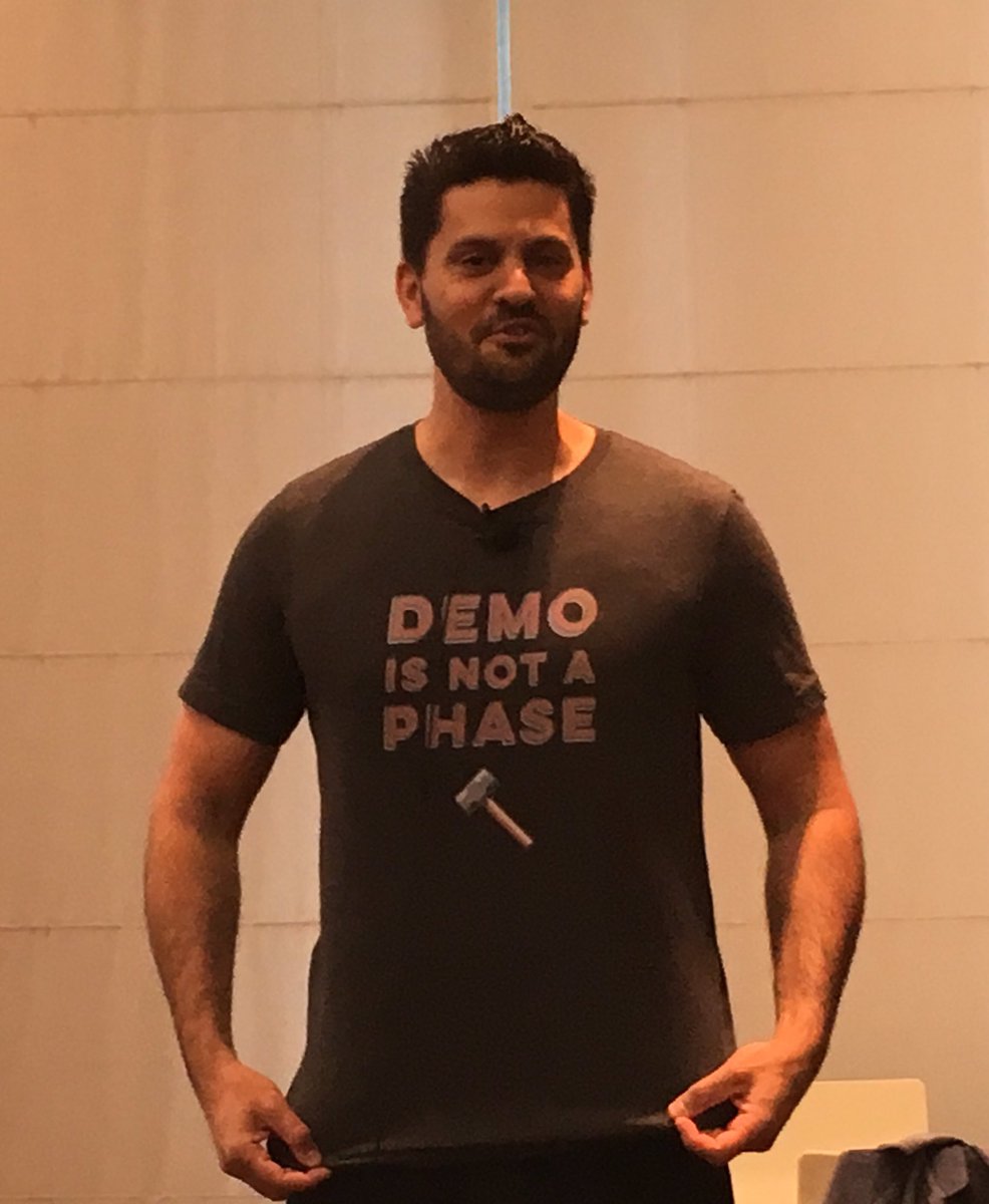 Rwtaylor_Revit's tweet image. Learning all about #revit phases with @sashpdx @IdeateSoftware at #BILTAnz!!   #demoisnotaphase