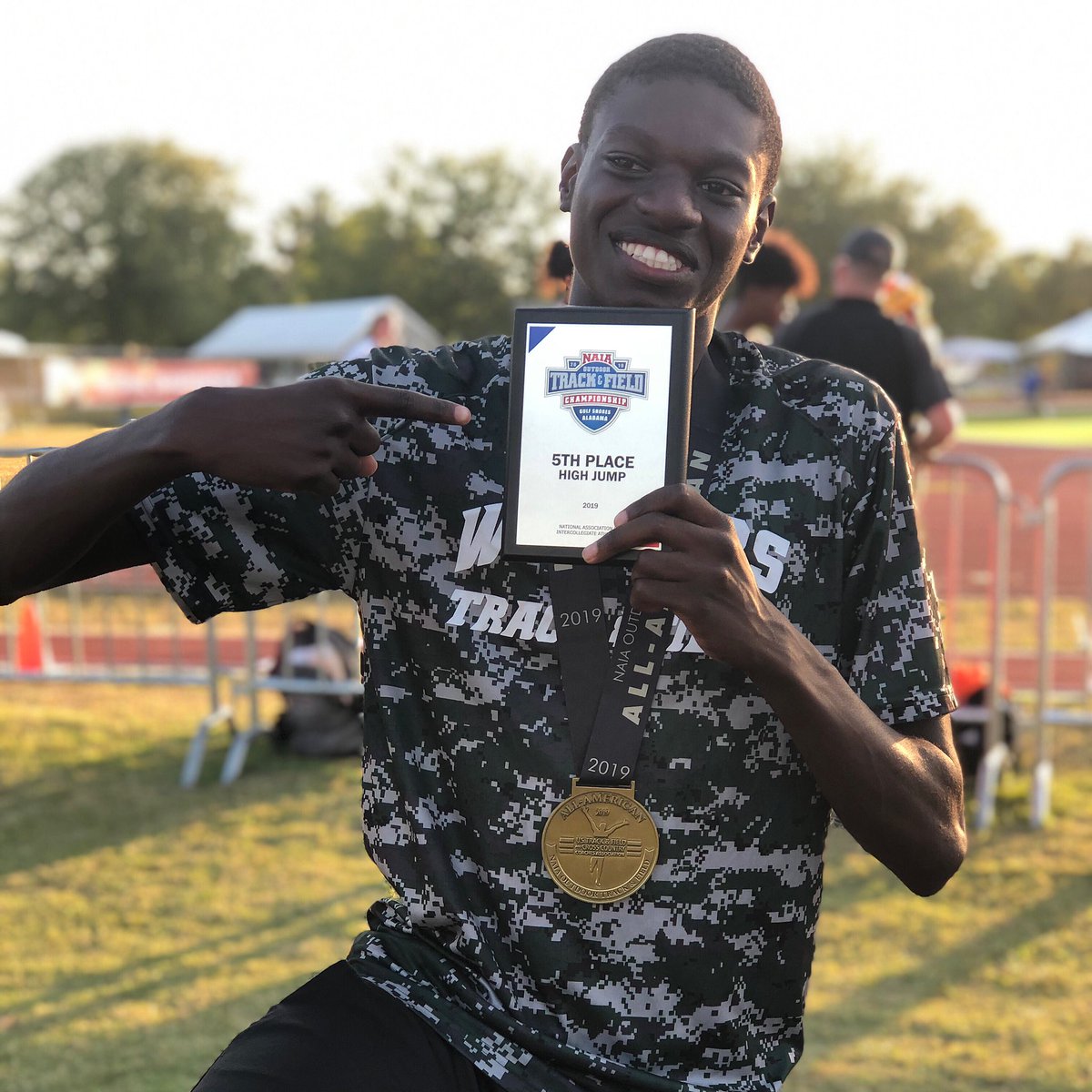 WebberTFXC's tweet photo. Dakari Hill finishes 5th in the Men’s High Jump tonight at the NAIA Track and Field National Championship. This is Dakari’s 4th All-American honors. Very proud of what this young man has accomplished #webbertf #moretocome #watchoutforthisguy https://t.co/L49dviVYwu