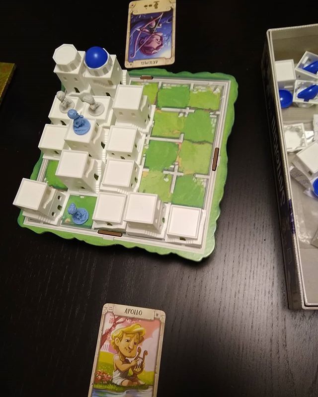 A thrilling game of #Santorini to start the weekend off! #boardgames #weekend bit.ly/2VQzSbU