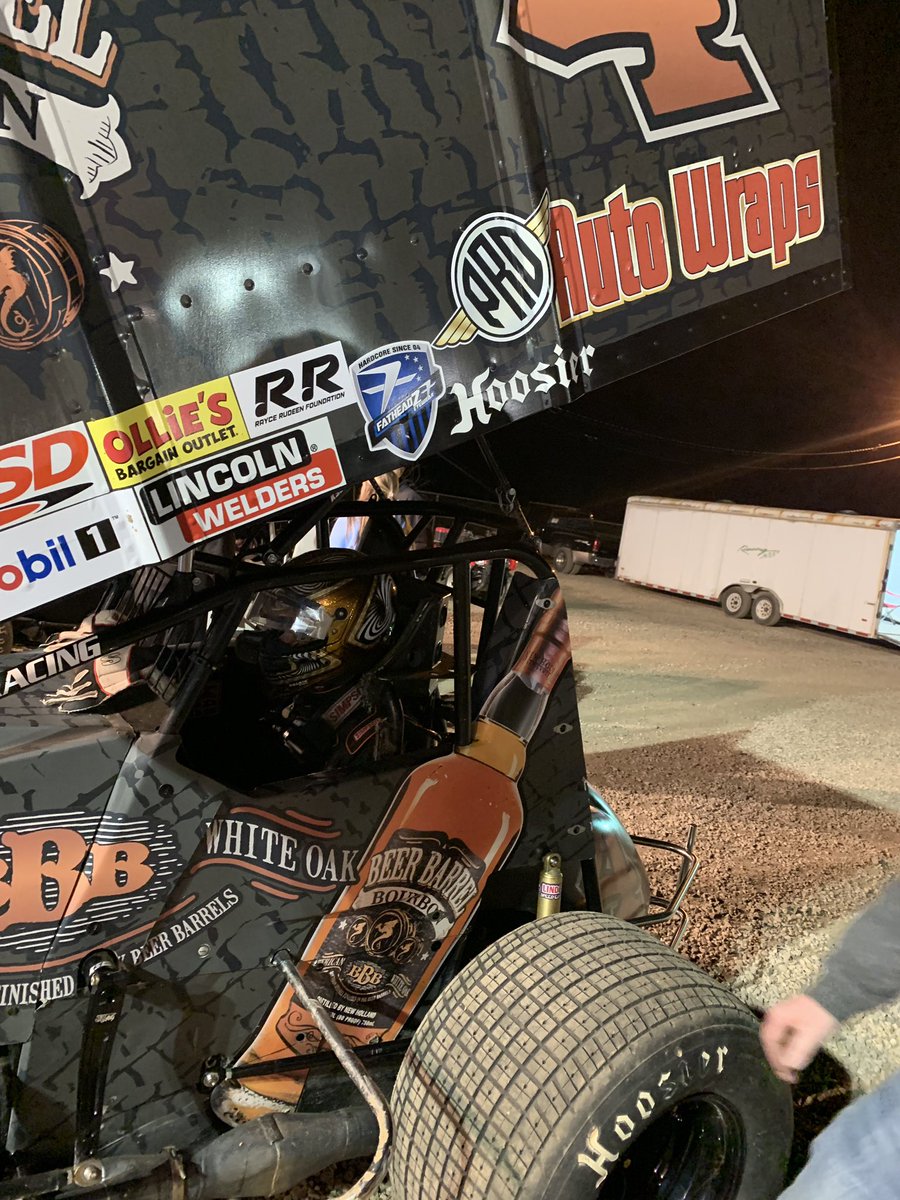 paw_racing's tweet photo. Cap is ready to charge to the front of the A
.
.
.
#racing #sprintcar #dirttrackracing #dirttrack #dirtracing #racecar #dirt #sprints #motorsport #racecars #ovalracing #motorsports #hoosier #sprintcars #allstars #laneracing #caphenry https://t.co/OTGuiTfndE