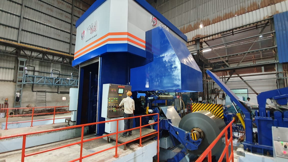 Navneet_Singh_G's tweet photo. Excited about the new 1250mm wide 6HI #ColdRollingMill at Prompt Enterprises Faridabad which is again an example of @YOGIJIDIGI innovation with great results on quality quantity and yield. The #DigiImpact unparalleled #AutomaticGaugeControl proved its mettle once again https://t.co/4VexqXFruO