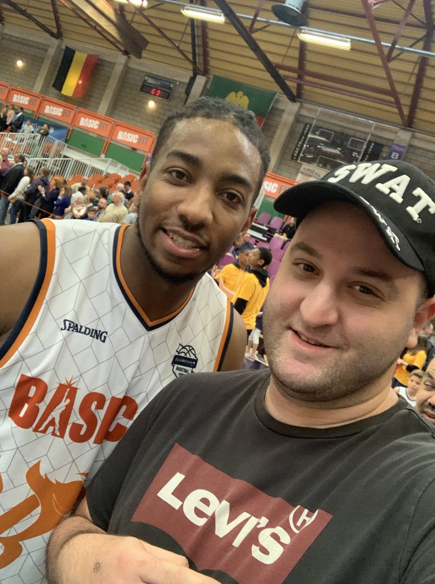 RonRafaelS's tweet photo. #BasicFit #BasicFitBrussels @BrusselsBasket5 https://t.co/naOxZk32Zg