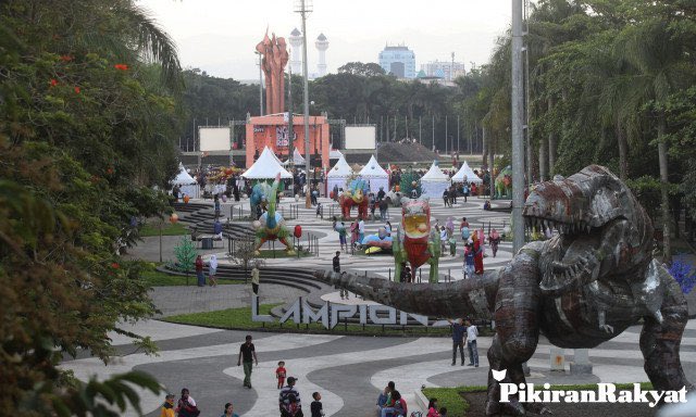 Belum Rampung, Taman Tegallega Mulai Dibuka bit.ly/2wl6Erg #infoBDG