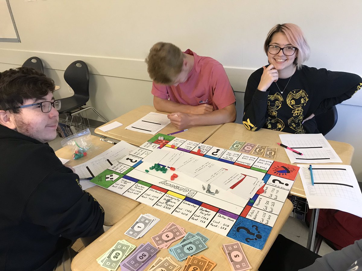 BellEducator's tweet image. Capped off our Macroeconomics unit with an assessment that allowed students to show mastery through designing board games. Thanks to my Econ guru and coworker Nick Schaefer for designing this activity! #letthekidshavefun #learningthroughdoing