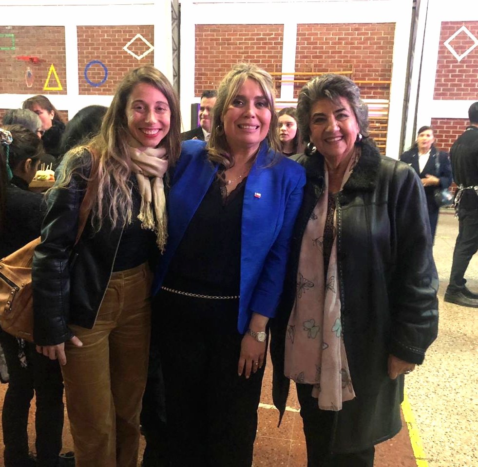 vstagnogray's tweet photo. [#CuentaPública #EnTerreno #Quilpué  @gob_margamarga]
🔴Hoy| Gobernadora @CortiCaro dió a conocer a la comunidad  provincia de #MargaMarga su extraordinaria gestión 2018.
Destaco el trabajo conjunto en la promoción, difusión y acciones concretas en el trabajo para y con #Mujeres https://t.co/9B6NzfY8v1