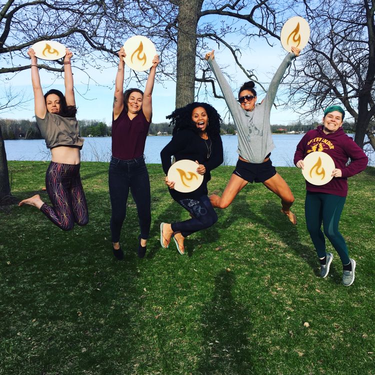 Modo Yoga Austin tweet media