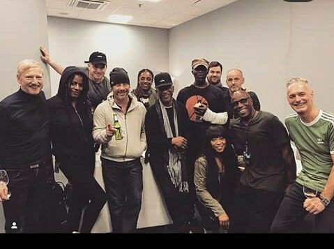 JamiroquaiFanss's tweet photo. @JamiroquaiHQ
🔘#JayKay
🔘 #MattJohnson
🔘 @PaulTurnerBass
🔘 @degzy99
🔘 @robkharris
🔘 @solasco
🔘 @nategroove
🔘@howard_a_w
🔘 @ValerieEtienne
🔘 @AnnaRoss33
🔘 #HazelFernandes
Love this band💕 https://t.co/fBI5G3fC51