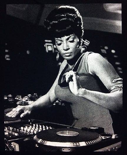 LADYROC87435325's tweet photo. @sole_channel BEAM ME UP! ❤️🎶🎧 @OpenBarMusic #globaldancemusic #djroyalty #housemusicalllifelong #dancersdjs #NYCSwag #eastcoastwestcoastlove #enterprise #outofthisworld #familyoflove #MusicIsLife @LouieVeganyc @djmagofficial @mixmag @beatport @traxsource https://t.co/tAIA2rXF2o