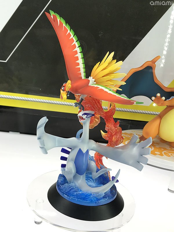 Figures Ho-Oh and Lugia Pokémon G.E.M.EX Series