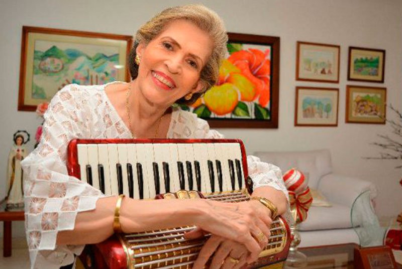 Este viernes la maestra Rita Fernández Padilla, fue elegida como la Presidenta de la Sociedad de Autores y Compositores de Colombia, Sayco.
rptnoticias.com/2019/05/24/rit…