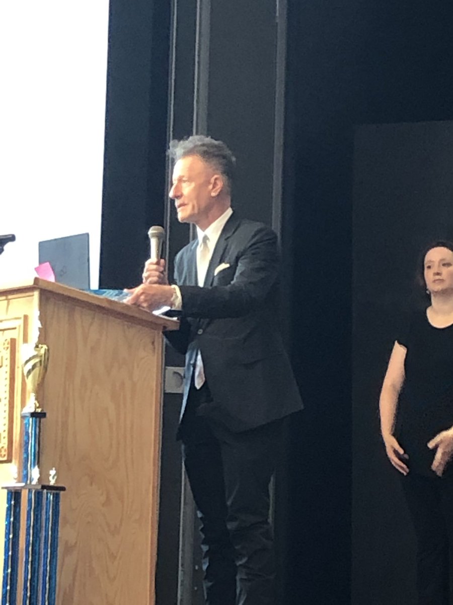 Thank you Lyle Lovett for attending the Hofius dedication of the Fine Arts wing and for being a man who loves Klein and his mom ! What an inspirational speech to the talented orchestra students telling all  that you can do what you love everyday ! #Promise2Purpose