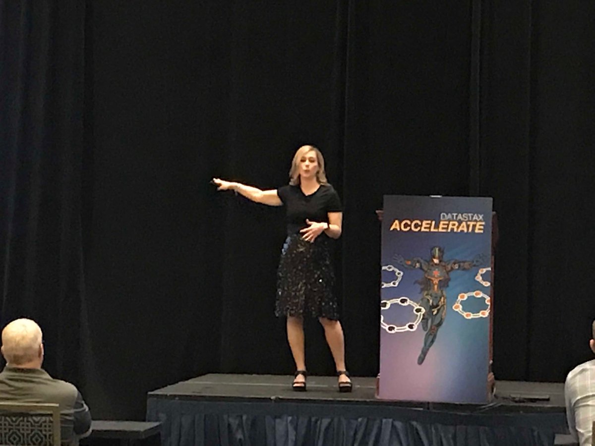 jyonn's tweet photo. #DataStaxAccelerate @AmandaK_Data “Sparkling” on stage talking on #MachineLearning and @DataStax Enterprise Analytics https://t.co/4OrACW7IVC