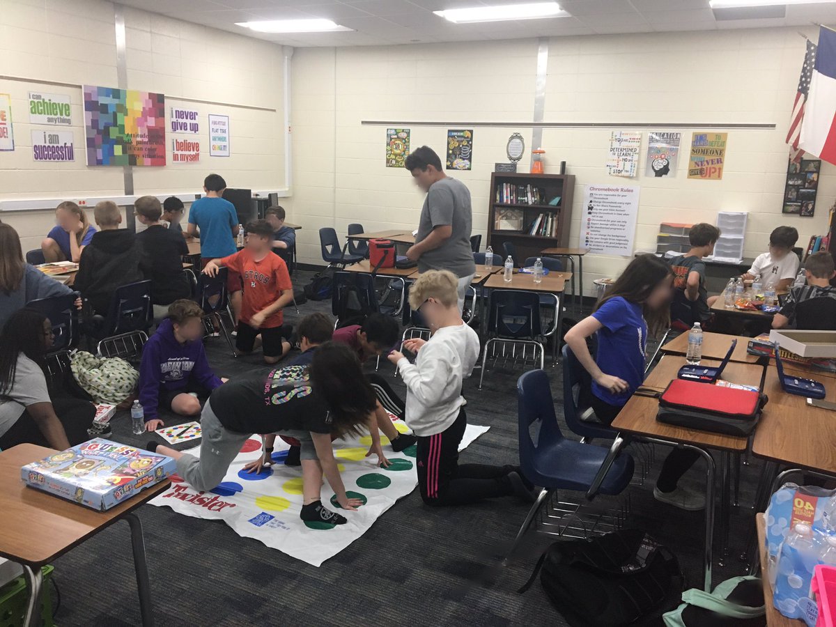 No zeros in the gradebook meant GAME DAY!!  When you work hard, you get to play hard in Ms Tinder’s class!! <a href="/DoerreKISD/">Doerre Intermediate</a>
