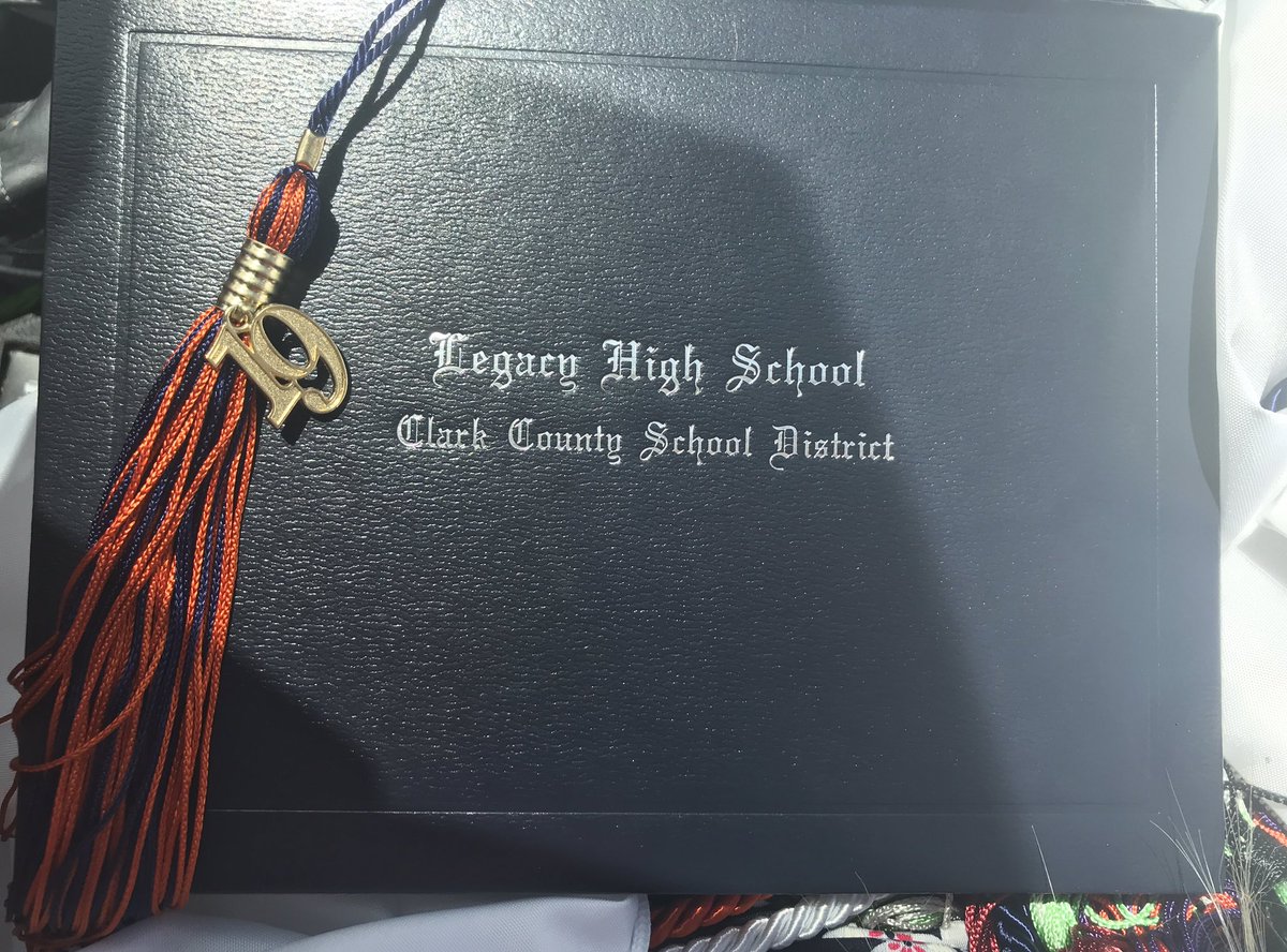 CONGRATULATIONS CLASS OF 2019 🎓🐂🥳 YOU MADE IT!!