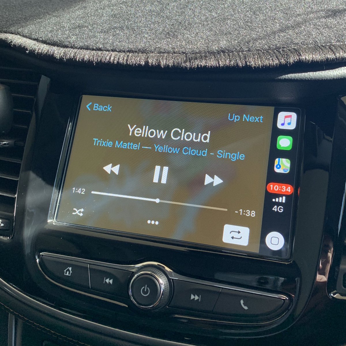 IannGB's tweet photo. Saturday morning feels. #TrixieMattel #YellowCloud #CarWash #Jam #Weekend https://t.co/f7ZwcLOYUN