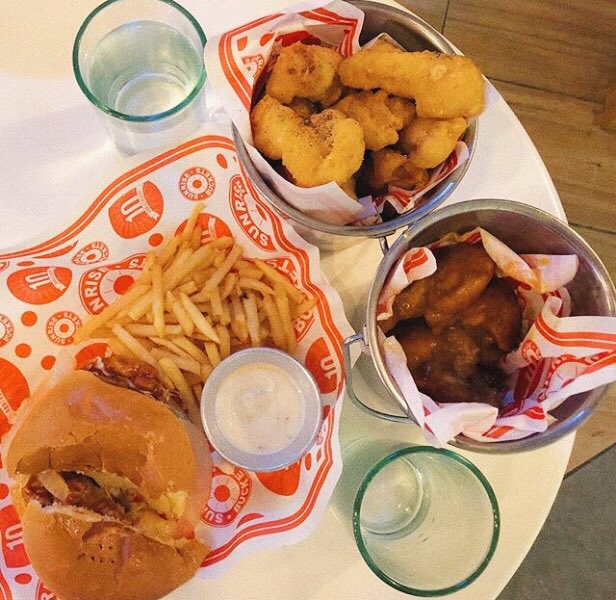 Cheat days are best spent at <a href="/sunrisebuckets/">Sunrise Buckets</a>! Happy weekend everyone! 🍗 🍔 Photo by <a href="/hillary/">Hillary Hartley </a>.atd  #sunrisebuckets
