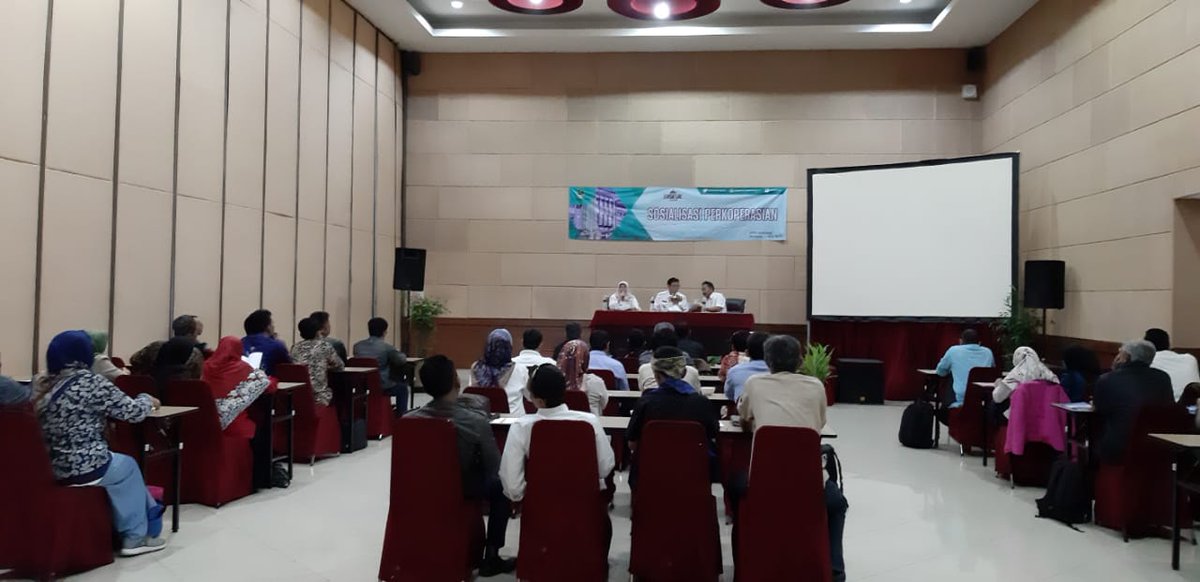 Pembukaan Sosialisasi perkoperasian di <a href="/GumilangRegency/">Gumilang Regency</a>, Rabu (22 Mei 2019). Pd kesempatan ini sy menginginkan pentingnya Koperasi utk melakukan pendidikan thdp anggota yg hanya ingin dilayani oleh Koperasi tetapi lupa akan kewajiban, Kondisi ini tentu sj merugikan Koperasi.