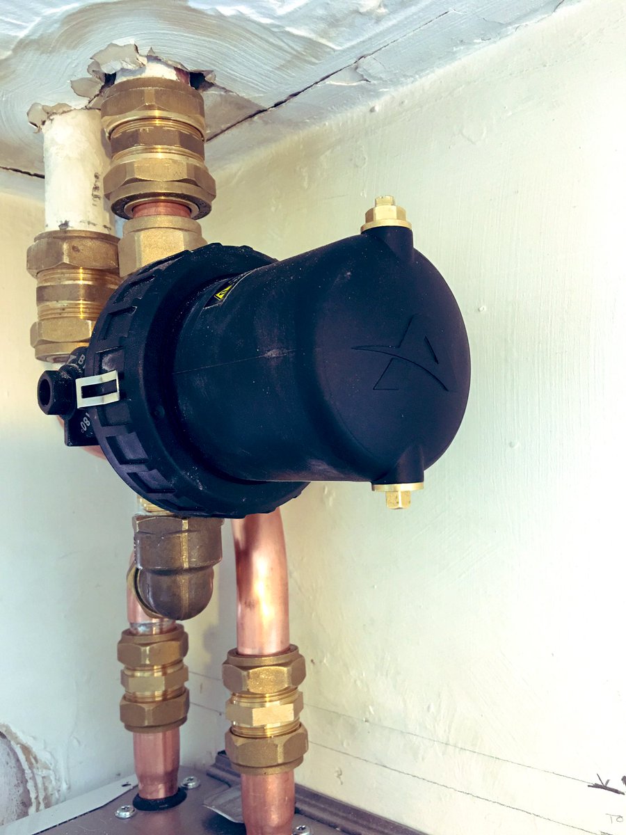 FlowTecSolution's tweet photo. @glow_wormclub Ultimate 25r with 10yr Warranty, @ADEY_Pro awesome Atom Filter protecting the system &amp; @googlenest controlling the home. @barryurch_GW Thank you all for working with us! #ClubEnergy #Ultimate #ADEY #SmallandMighty #nestpro #NEST https://t.co/o7ri5O6CeC
