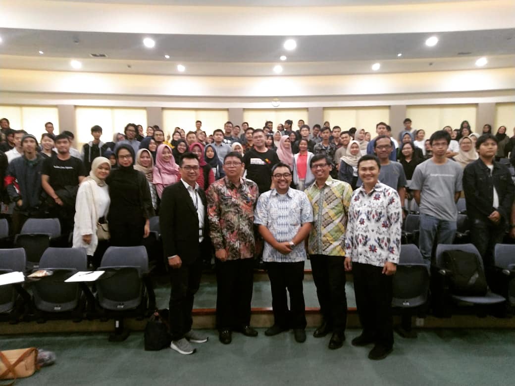 Menjadi Dosen tamu Seminar Fridaypreneurship. (Jum'at 24 Mei 2019 | Pkl. 15.00 - Selesai". Tempat: Gedung SBM <a href="/ITB1920/">ITB1920</a> Auditoriy Lt.2.
.
.
#jabarjuaralahirbatin #SeminarFridaypreneurship #kemenkopukm #koperasijuara #umkmjuara
<a href="/DinasKUMKMJabar/">Dinas Kop & UK Jabar |</a> <a href="/humasjabar/">Humas Jabar</a>  <a href="/jabarprovgoid/">jabarprov.go.id</a>
