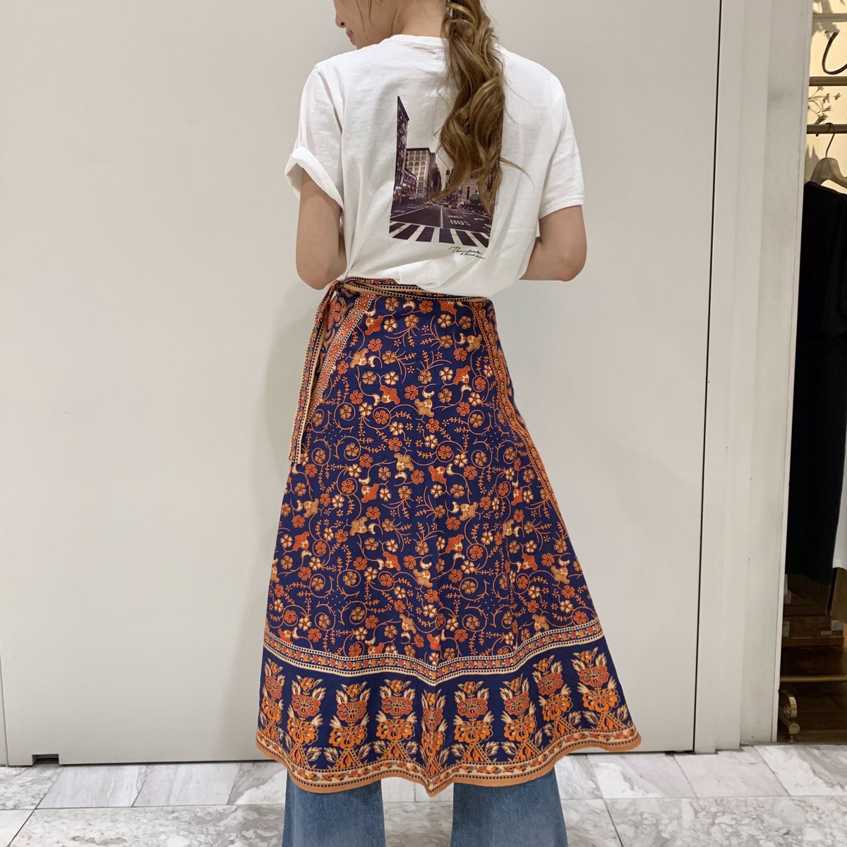 Ungridピオレ姫路店 Ar Twitter Staff Code エスニックラップスカート 12 000 Tax O Wht Nvy F なんと この巻きスカート ワンピース風にも着れちゃいます 今巷で流行りの着方だそう とっても簡単な着方なのでお気軽にスタッフまで