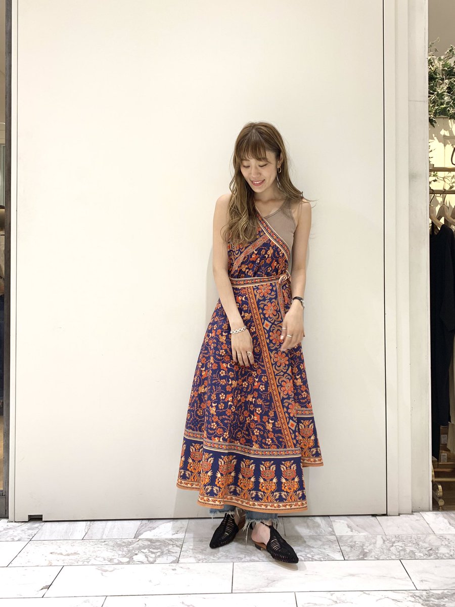 Ungridピオレ姫路店 Ar Twitter Staff Code エスニックラップスカート 12 000 Tax O Wht Nvy F なんと この巻きスカート ワンピース風にも着れちゃいます 今巷で流行りの着方だそう とっても簡単な着方なのでお気軽にスタッフまで Ungridピオレ姫路店 Ar Twitter Staff Code エスニックラップスカート 12 000 Tax O Wht Nvy F なんと この巻きスカート ワンピース風にも着れちゃいます 今巷で流行りの着方だそう とっても簡単な着方なのでお気軽にスタッフまで