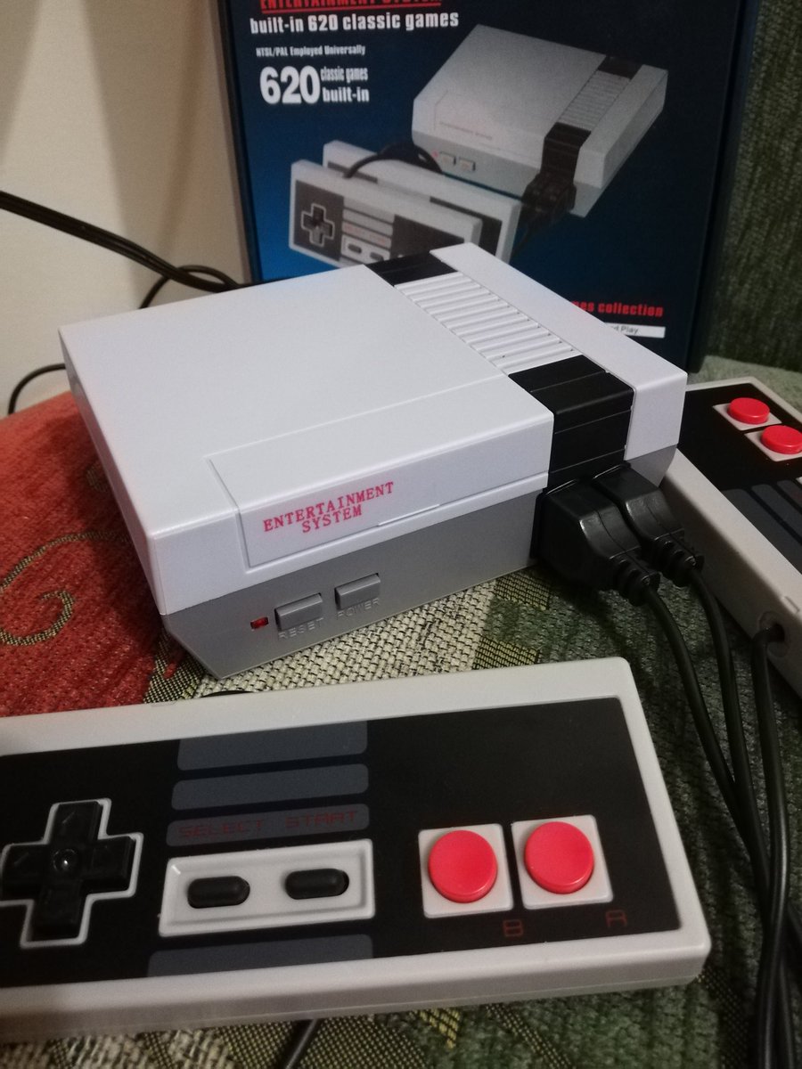 CarlosRios_'s tweet image. 🔌La vieja escuela #MiniGame #ClassicGamesCollection #EntertainmentSystem #China 🕹️🎮🙋🏽‍♂️