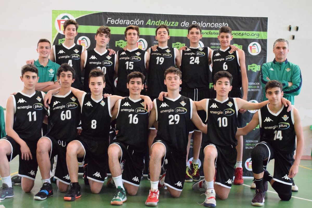 presentamos hoy al Cadete de primer año del @RealBetisEPlus , clasificado en segundo lugar en la liga provincial,detrás del cadete de segundo año.Jugadores en formación, con gran proyección,que afrontan el Torneo con mucha ilusión,como colofón de la temporada #alandalusbasketcup