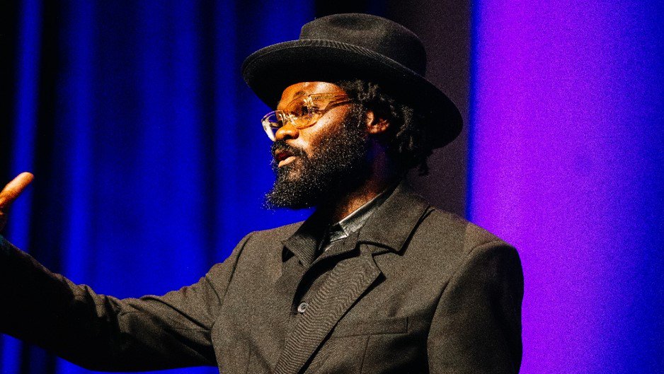 “Cultural appreciation as opposed to cultural appropriation is key”. @Art_Comes_First, #TEDxTottenham2019. Sam Lambert &amp; Shaka Maidoh mesmerised the crowd with a passionate talk about their global village &amp; collective creativity. Wach now, YouTube link in bio, 📸: <a href="/franxisaugusto/">Francis Augusto</a>
