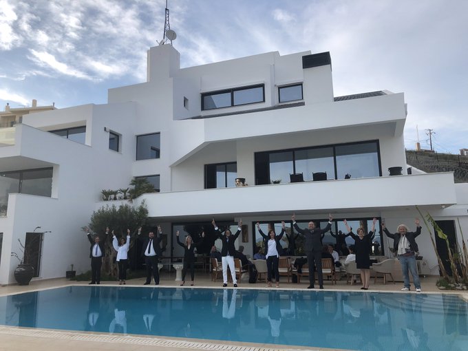 View image on Twitter