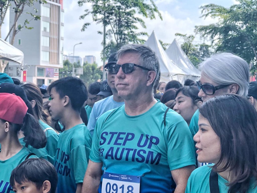 iangibbonsr's tweet photo. Great to be with Consulate colleagues & over 1,000 others this morning supporting @saigonchildren & @CapitaLand as we took on the #stepupforautism challenge to walk 10 million steps in #HCMC. Lot of fun too @UKinVietnam @tradegovukASEAN @SaigonDamien https://t.co/jaFDqPDkCG