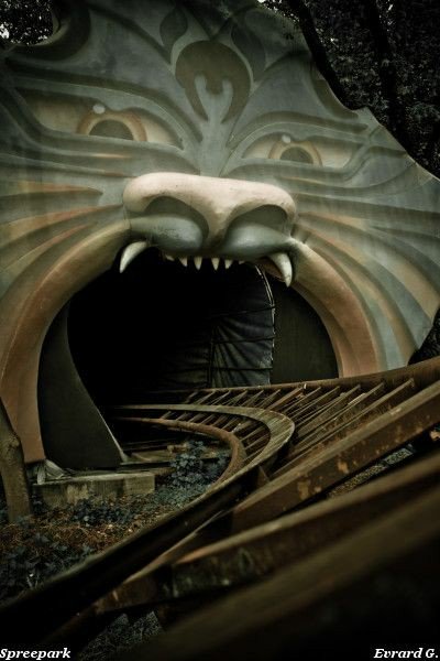 TweetMatti1's tweet image. #ProjectFlow Feeling like I entered; Belly of the Beast! After 30 yrs in a field that was 2nd nature to me &amp;gt; to an odd &amp;amp; nonsensical industry &amp;gt; I'm starting to feel other than myself. So I'm takin a 4day weekend to sort sh*t out. #over50  #doingmorewithless #RestInHim #newjourney