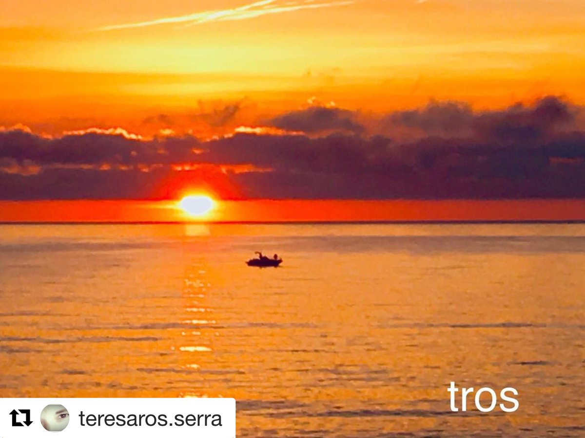 Llancaturisme's tweet photo. Bon dia #llançà ❤️ 

#empordà #capdecreus #costabrava #girona #catalunya #turisme #paradis #travel #sunrise #paradise #spain #igersgirona #descobreixcatalunya #sky #bondia #vacances #holidays #escapat #getaway #traveladdict #mar #mediterraniament https://t.co/17r7P1Hj72