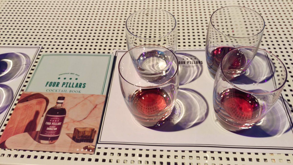 My favourite kind of knowledge: Gin tasting at #mkw19 with <a href="/doctor_danger/">T'Mir Danger Julius</a> and <a href="/FourPillarsGin/">Four Pillars</a>