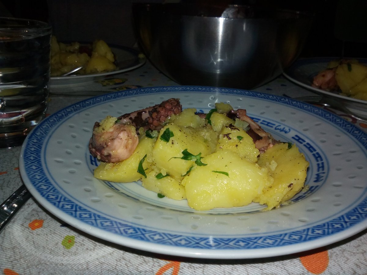 タコを食うのは日本だけじゃない イタリア好きによるタコ料理プレゼンがアツい ギリシャやフランス他のタコ食事情も Togetter タコを食うのは日本だけじゃない イタリア好きによるタコ料理プレゼンがアツい ギリシャやフランス他のタコ食事情も Togetter