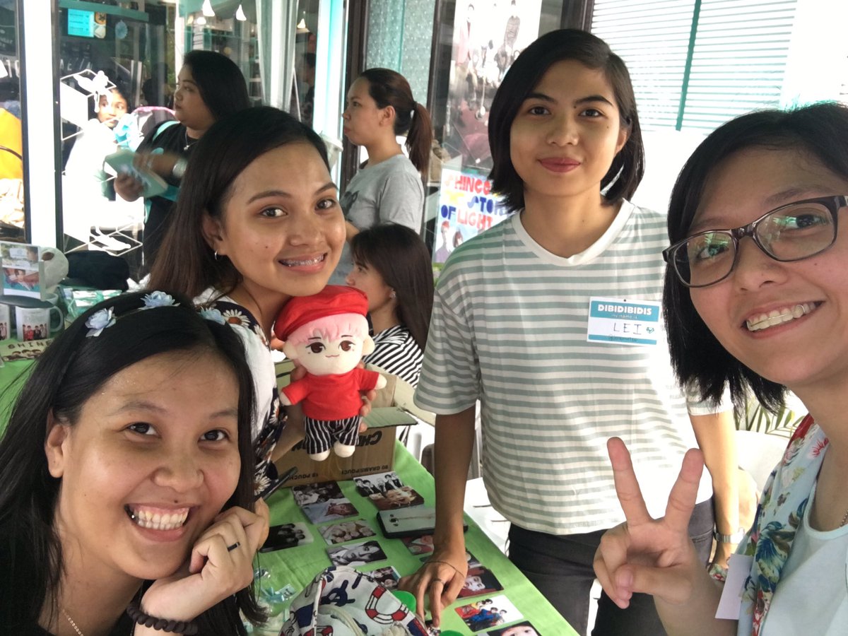 kiminhoseide's tweet photo. @CrazyfrogMinho @SincerlyShawols @PH_shawols Happy 11th anniversary @SHINee ✨ cheers to more happy memories with you and the family I got to meet thanks to you! #SHINeeAt11thwithSSC #PHshawols https://t.co/HFPW5n3l71