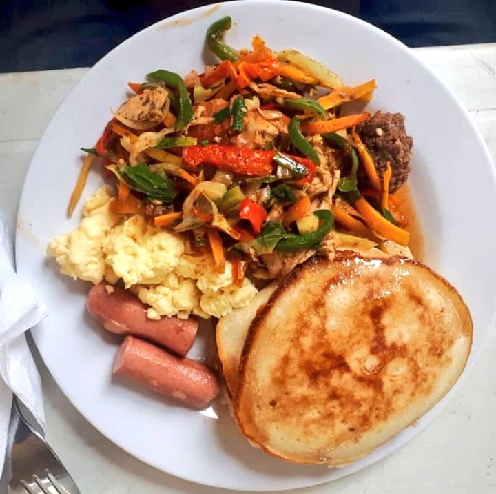 PancakeHubNG's tweet photo. Good Morning Folks...... Your choice because it's Saturday Family Breakfast at the #PancakeHub
Don't dull..... Life is about choiceπ
#breakfast #breakfastoptions #pancakehub #saturdaymorning #goodfood #sumptiousmeal #yummymeal #pancakes #sidesonthemenu #familybreakfast https://t.co/828HtbdRap