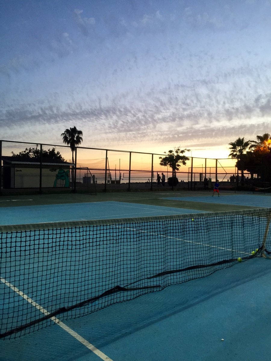rominush29's tweet photo. Last evening on this beautiful sea view tennis court again. #summerinTurkey https://t.co/uG2y4xSvfh
