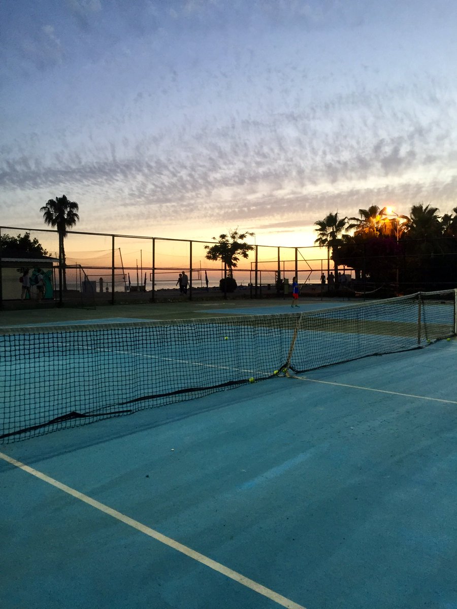 rominush29's tweet photo. Last evening on this beautiful sea view tennis court again. #summerinTurkey https://t.co/uG2y4xSvfh