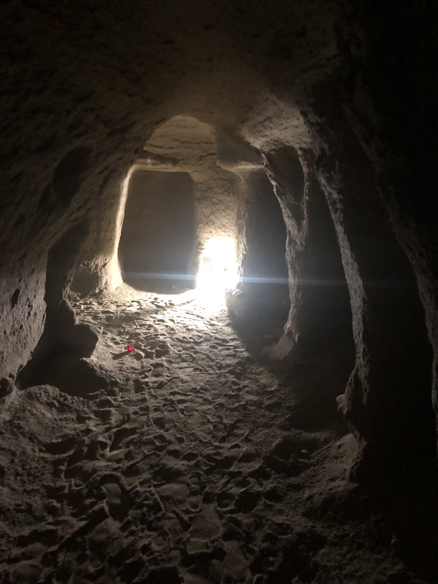 kunc_zidenice's tweet image. Pískovcový #labyrint v Černovicích. Chodby jsou dlouhé desítky metrů a velmi spletité. Za války sloužily jako úkryt pro obyvatele. 
#cernovice @Kafelanka #brno #podzemi