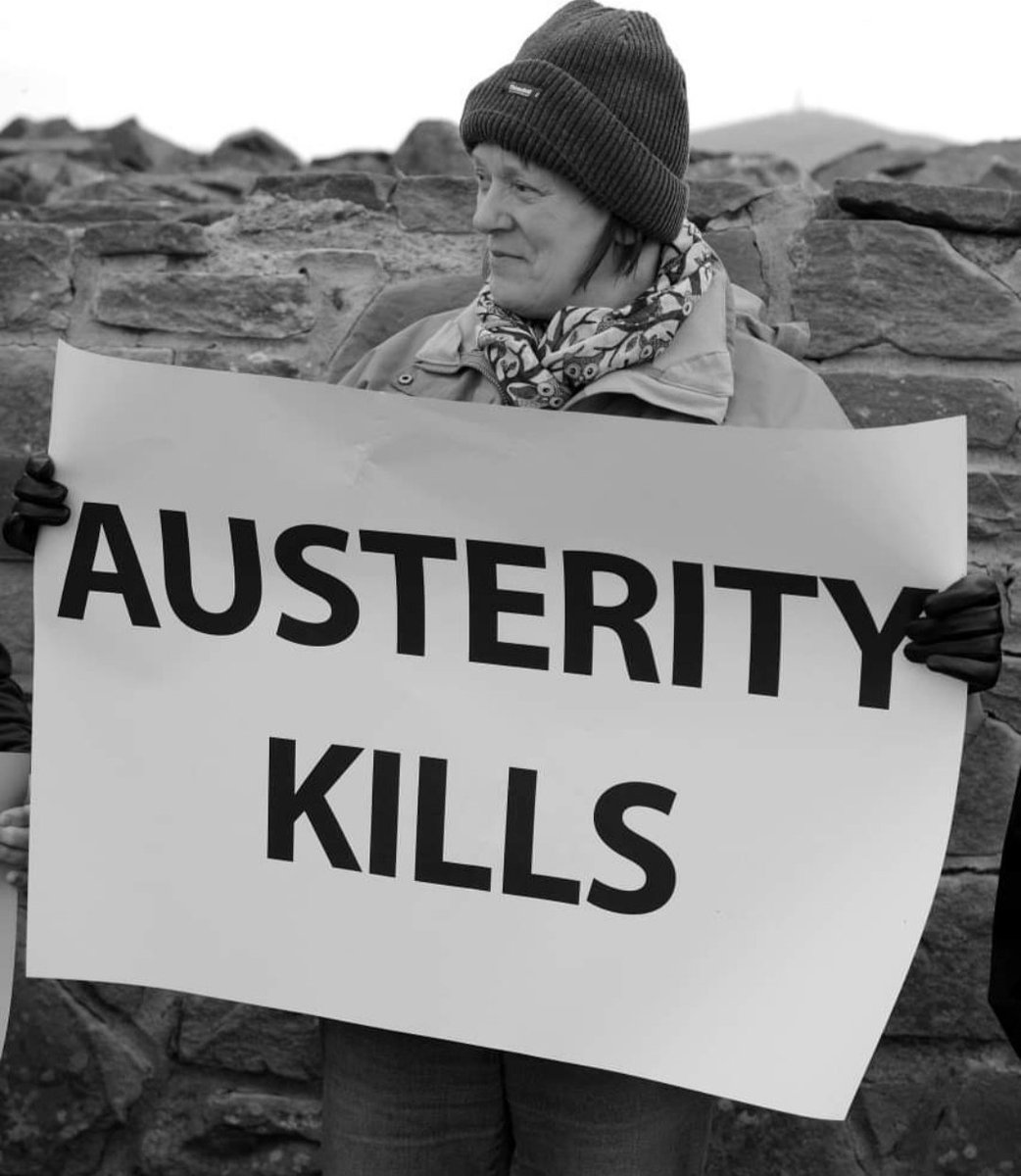 mccoll_lorraine's tweet photo. #1950sWomen in #Shetland doing their bit for the #pensionlesspensioners https://t.co/5Ii6lp6fol