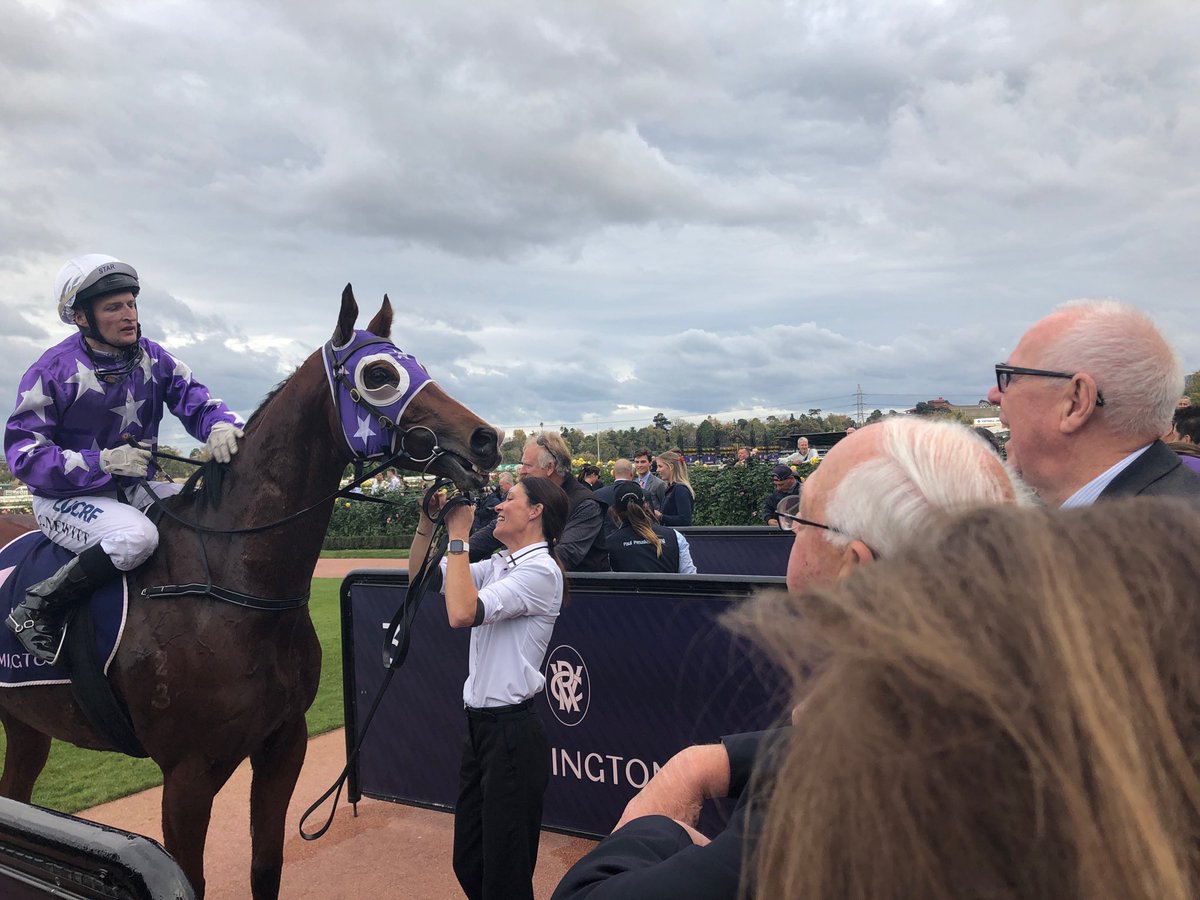 StarTbreds's tweet photo. Terrific effort by our Tassie star stayer Eastender to run 3rd in the Andrew Ramsden Top work by team ⁦@EnsignLodge⁩ ⁦@craig_newitt⁩ #SpringRaces https://t.co/l6I1dAgFwU