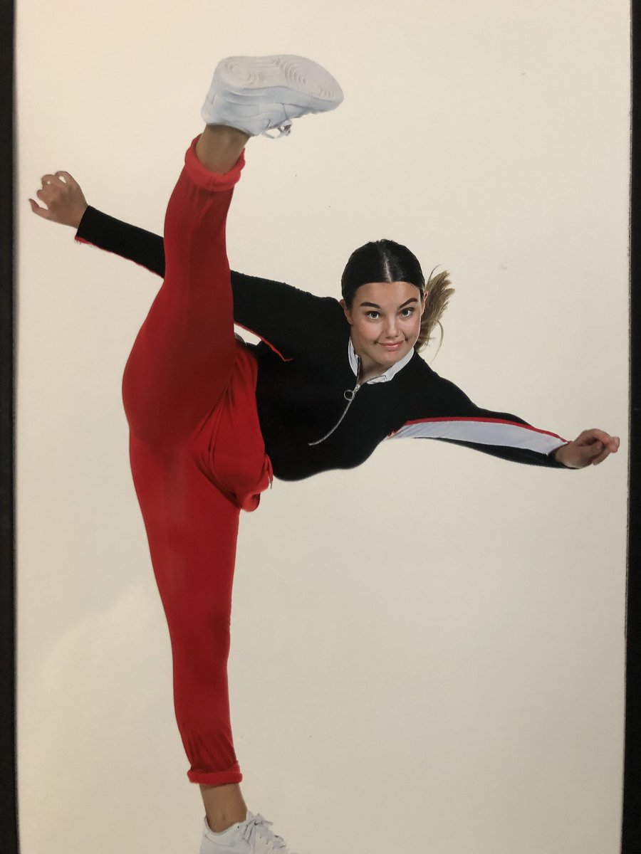 Sam Forster tweet media