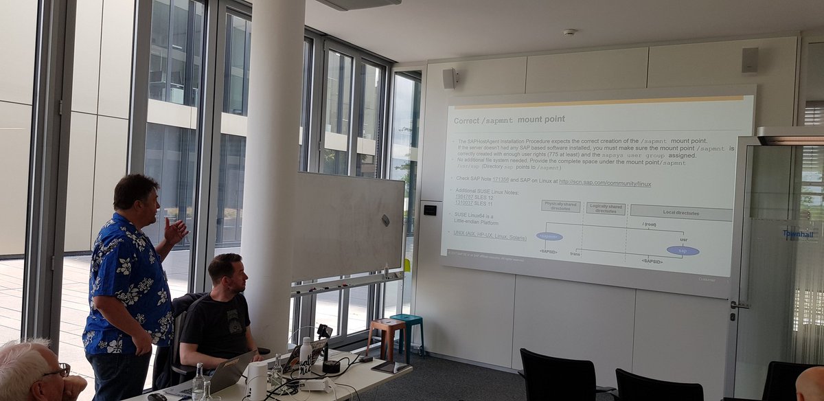 Jens_Knappik's tweet photo. #sitPOTT @RolandKramer rocks the second track with SAP IQ https://t.co/iccLm5ebJ5