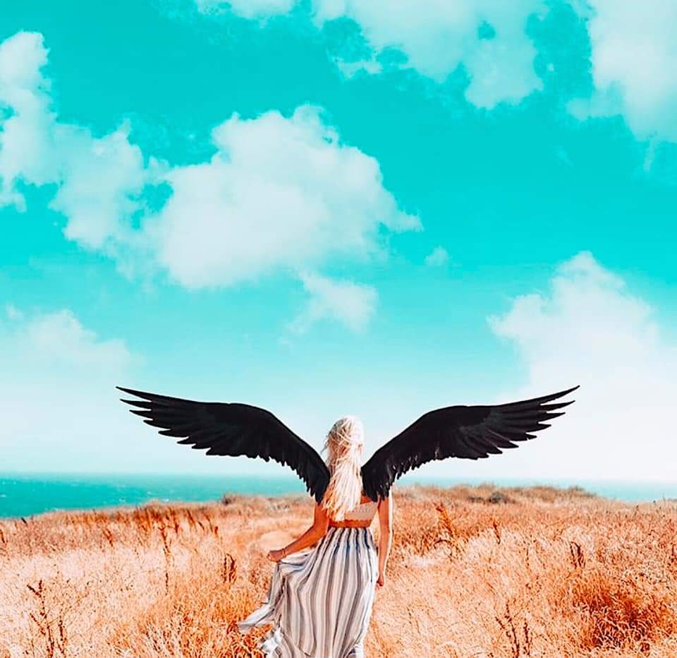 SpiritualBox_Fr's tweet photo. Ne mettez jamais la clé de votre bonheur dans la poche de quelqu’un d’autre.
👉🏼 https://t.co/ykneu7Z6MC 💛
#meditation #bienetre https://t.co/AoU1fhzxwN