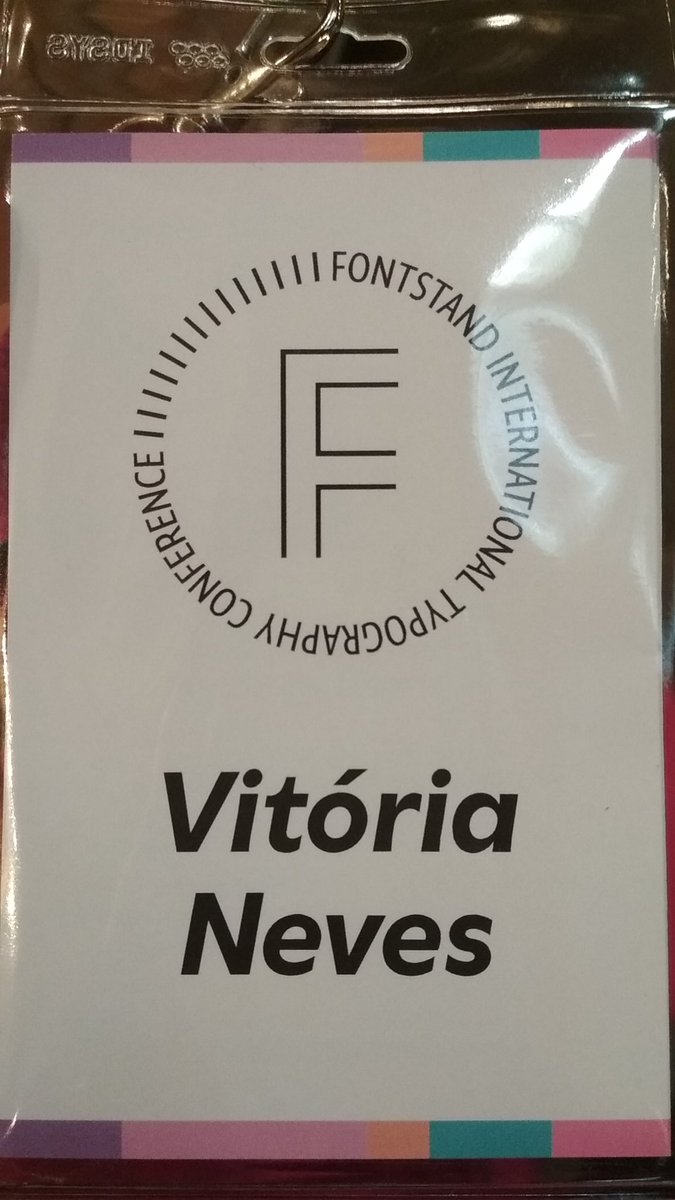 vitoriaseven's tweet photo. How in the world am I going to find out what font this is? #fontstand https://t.co/vZxDwWC0Mb