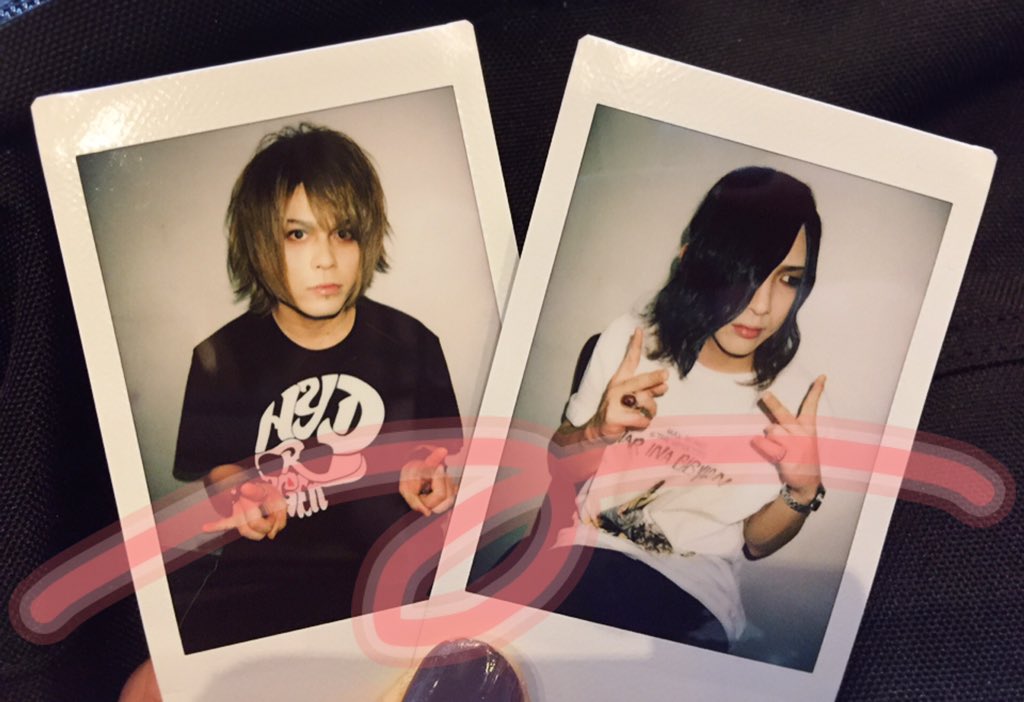 nene6352's tweet photo. 【拡散希望】
5/25「razzle-dazzle」インストア
リトハ新宿（little HEARTS 新宿）

アルルカン  チェキ
奈緒さん、來堵さんを定価にてお譲り致します。
交換の場合は同日の暁さんでお願い致します。
この後のライカインストでお取り引き可能です。
お気軽にリプまたはDMよりお声掛けください https://t.co/RxVcjIJRsc